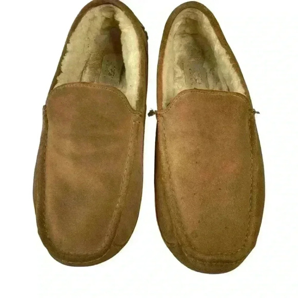 UGG ASCOT chestnut color, suede warm, cozy wool rubber bottom slipper, SIZE 11 - Picture 2 of 9